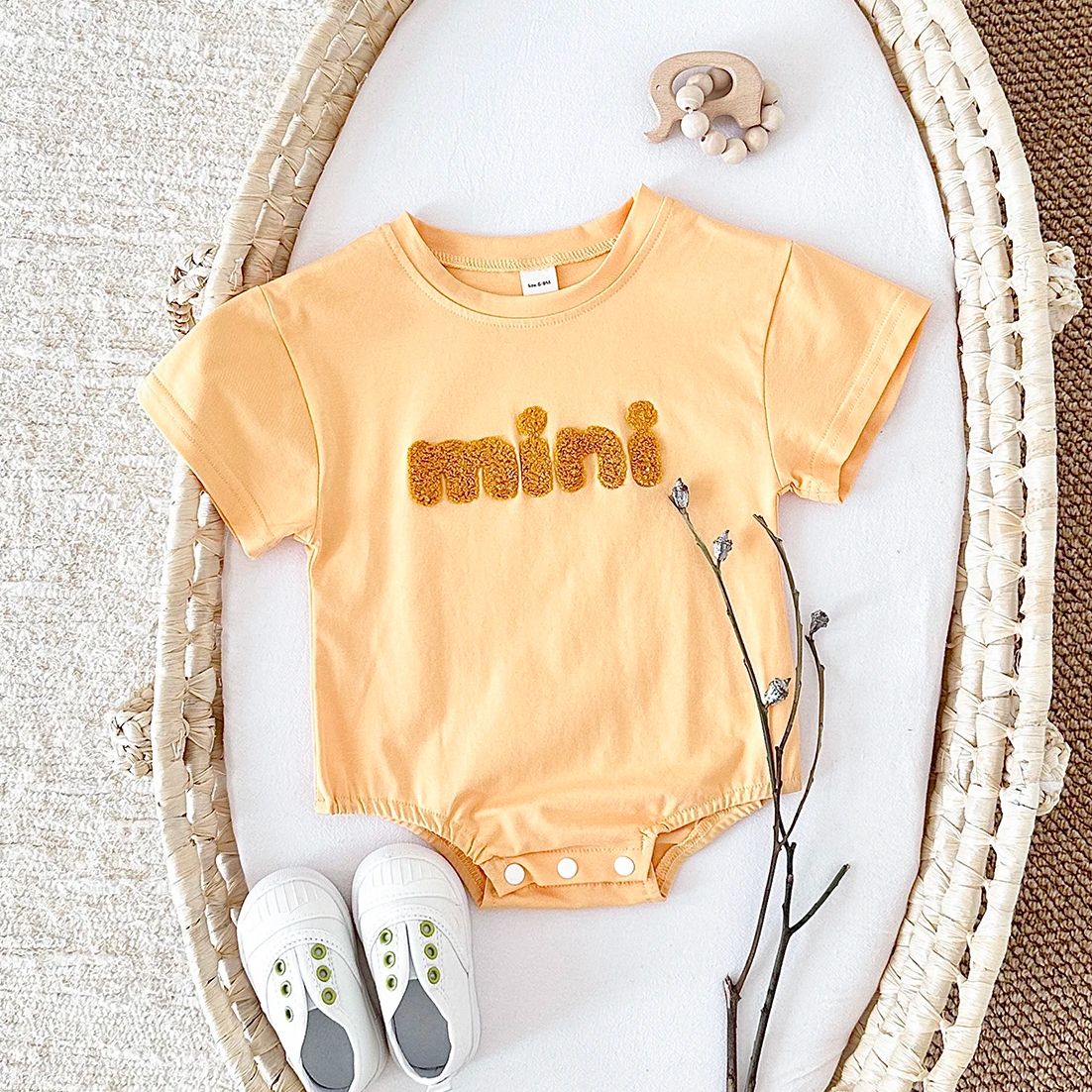 Pasgeboren babyjongen meisje k - Baby Nursery Boy recensie en prijs